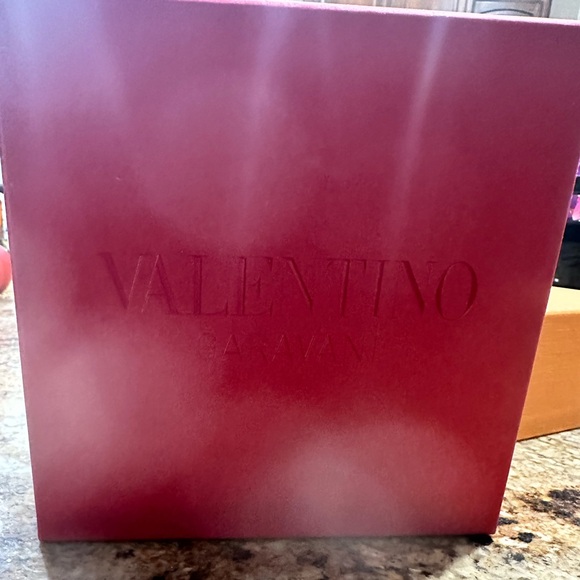 Woman’s Valentino belt - Picture 6 of 7